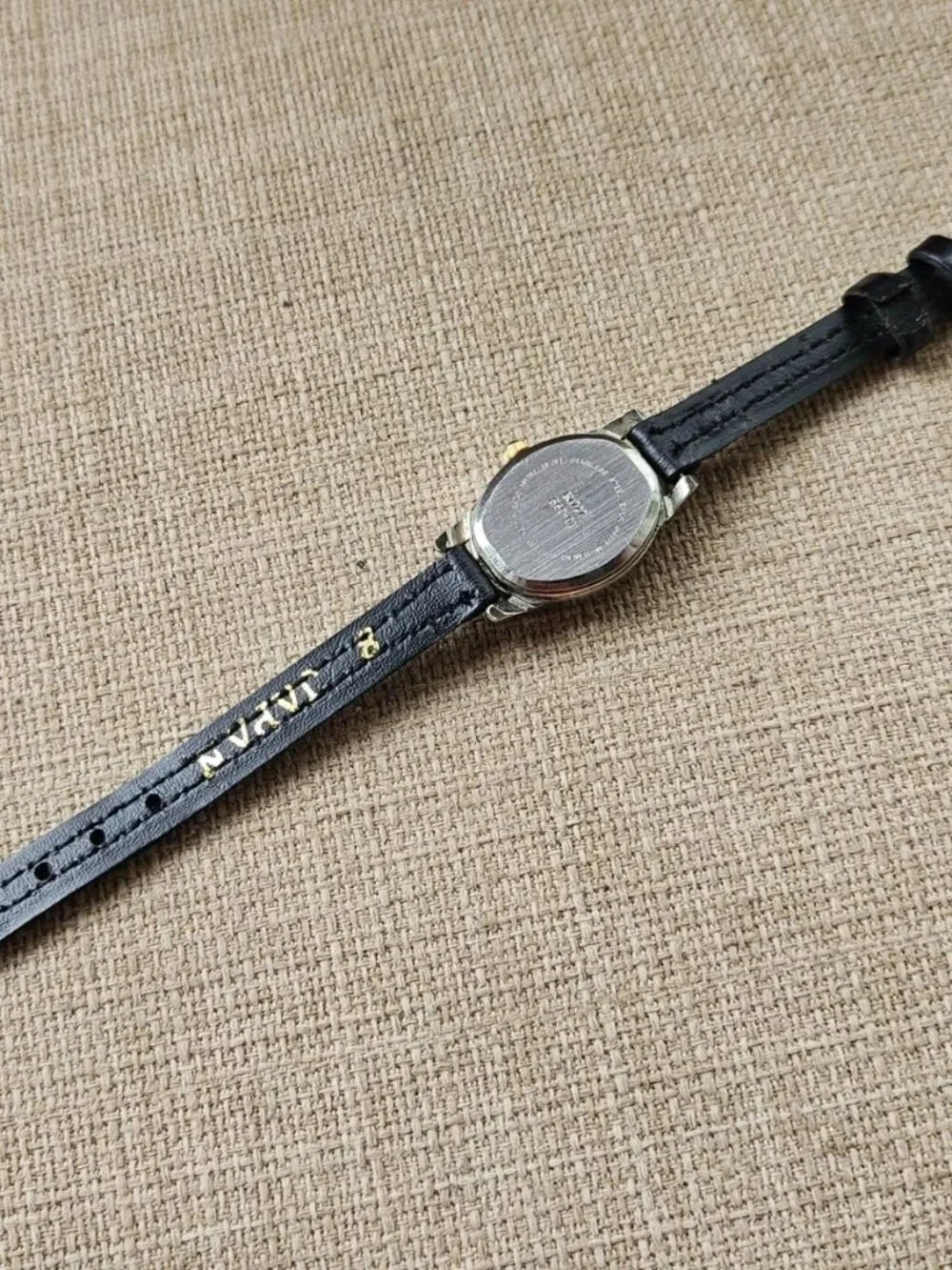 Vintage Kathy Ireland Women Wristwatch Date Calendar Analog Quartz Wrist Watch